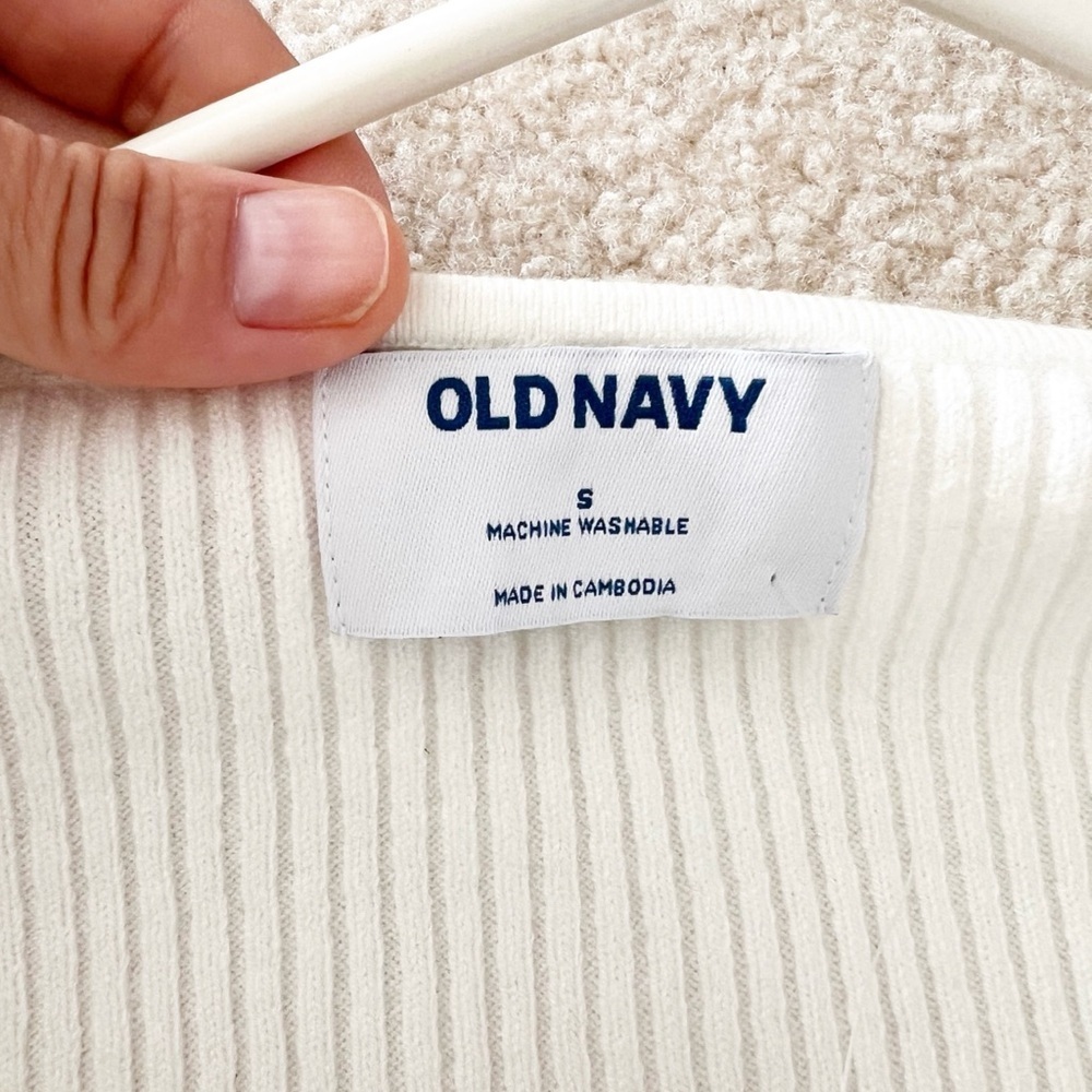 Old Navy Women’s White Ribbed Long-Sleeve Top - Size Small (NWT) - Picture 5 of 6
